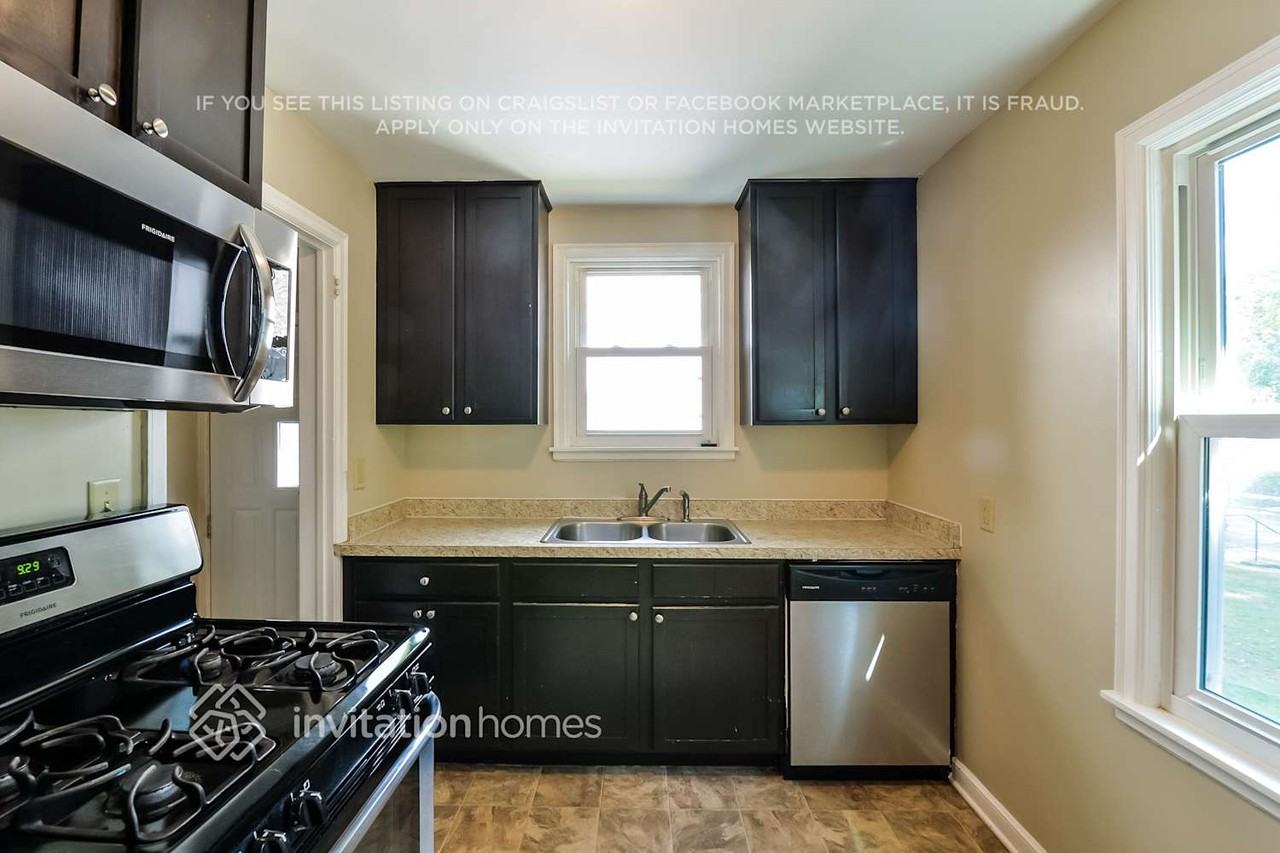 5724 24th Ave S - Photo 6 of 13