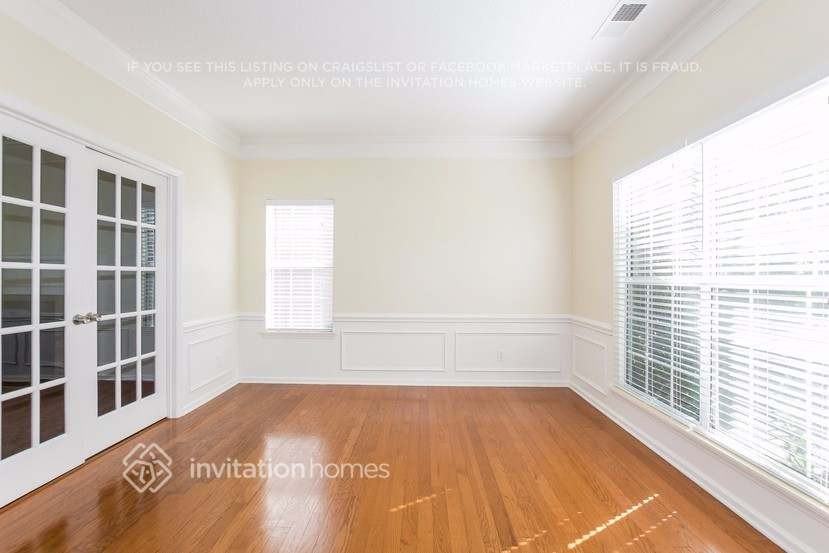 4817 Brownes Ferry Rd - Photo 5 of 27