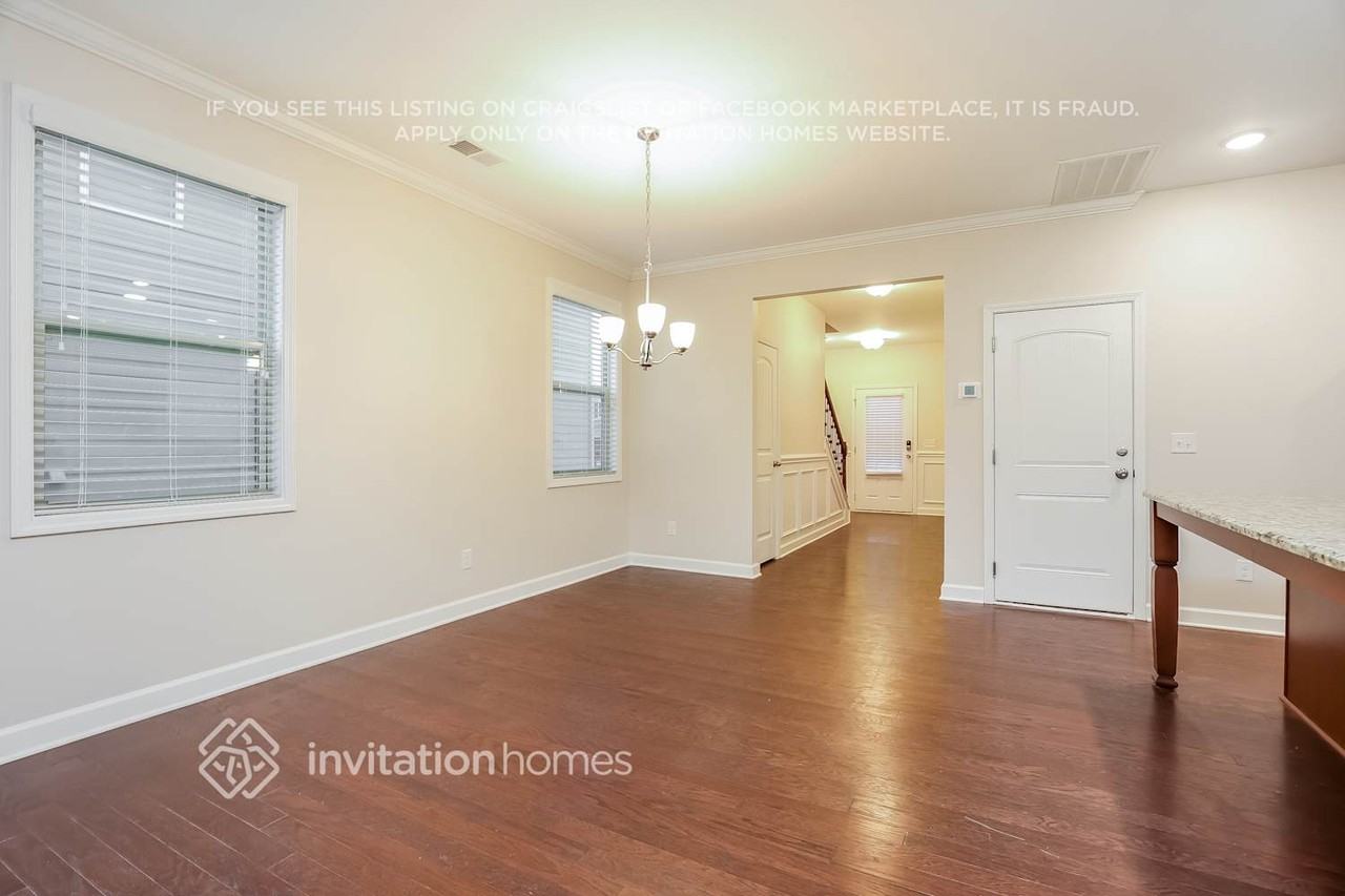 4051 Cannonsgate Ln - Photo 5 of 14