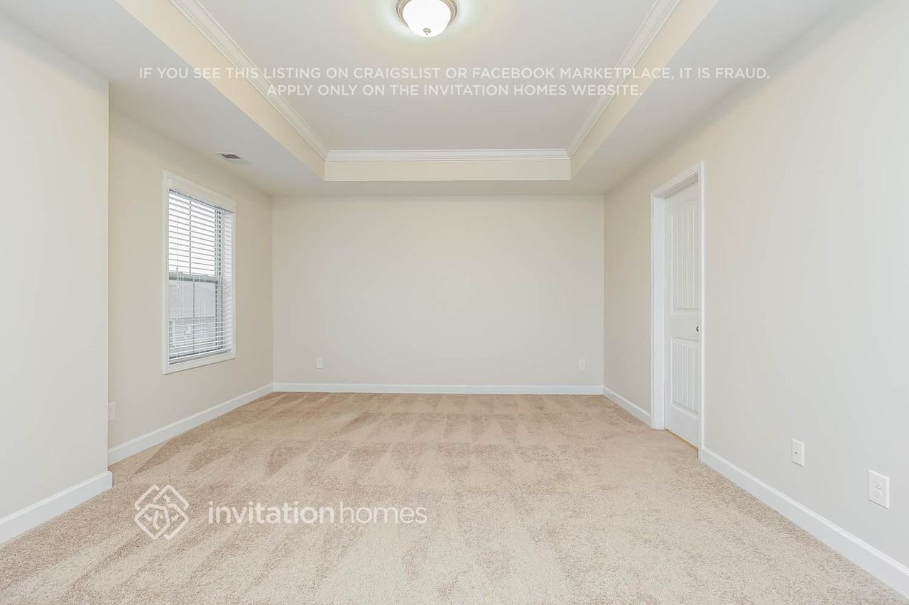 4051 Cannonsgate Ln - Photo 7 of 14