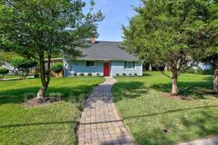 330 Compton Ave - Photo 1 of 1