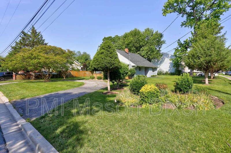 330 Compton Ave - Photo 4 of 42