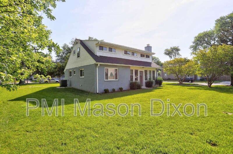 330 Compton Ave - Photo 6 of 42