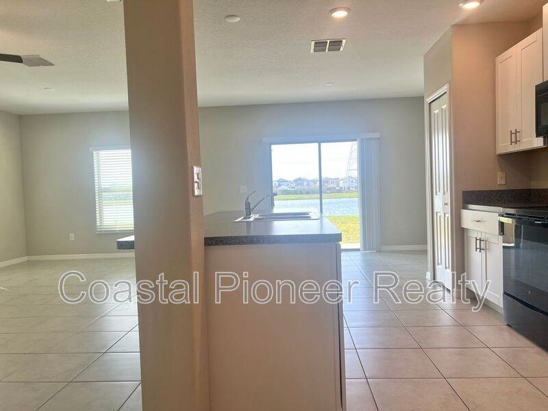 7018 Samuel Ivy Dr - Photo 5 of 29
