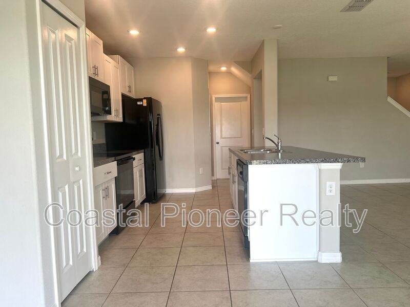 7018 Samuel Ivy Dr - Photo 6 of 29