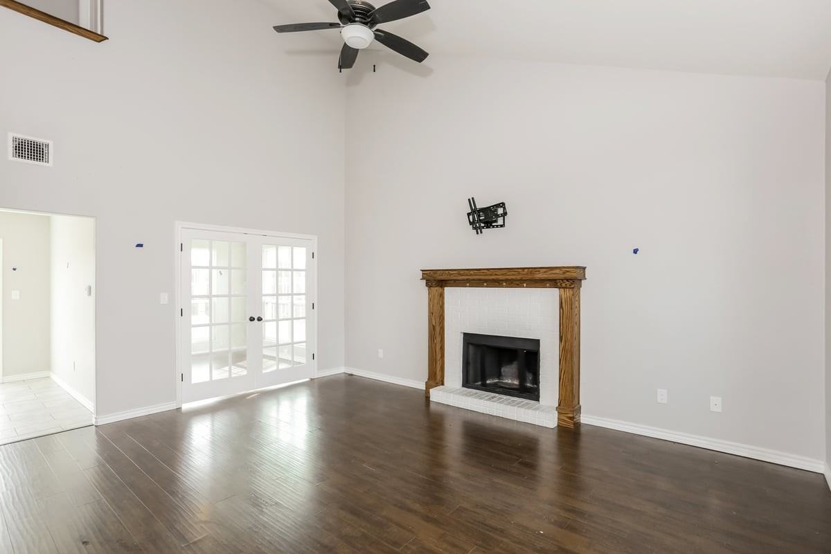 2016 Shane Ave - Photo 2 of 18