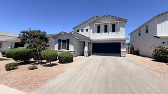 612 E Hazelnut Ln - Photo 1 of 1