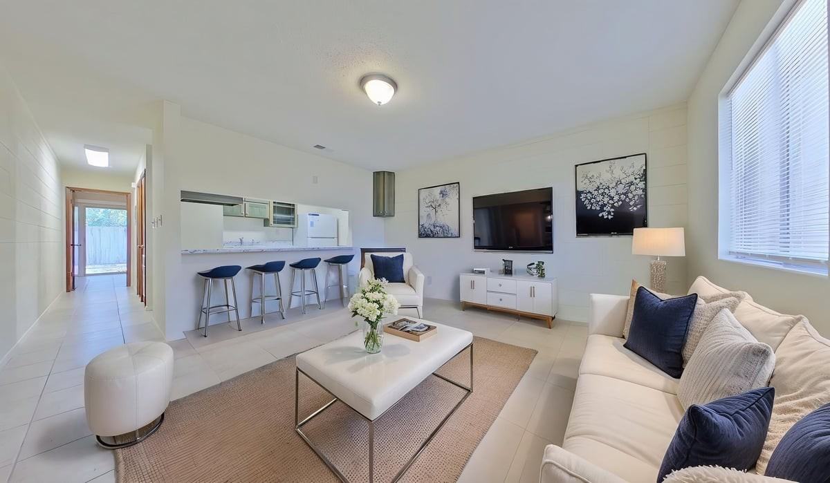 211 Tooke St #C - Photo 7 of 10