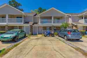 featured image of 5 Chatelaine Cir Se