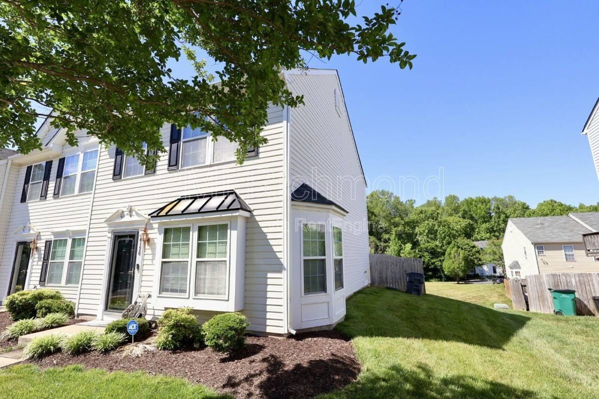 6120 Belgreen Ct - Photo 3 of 10