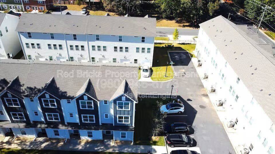 4122 Salient St - Photo 3 of 10