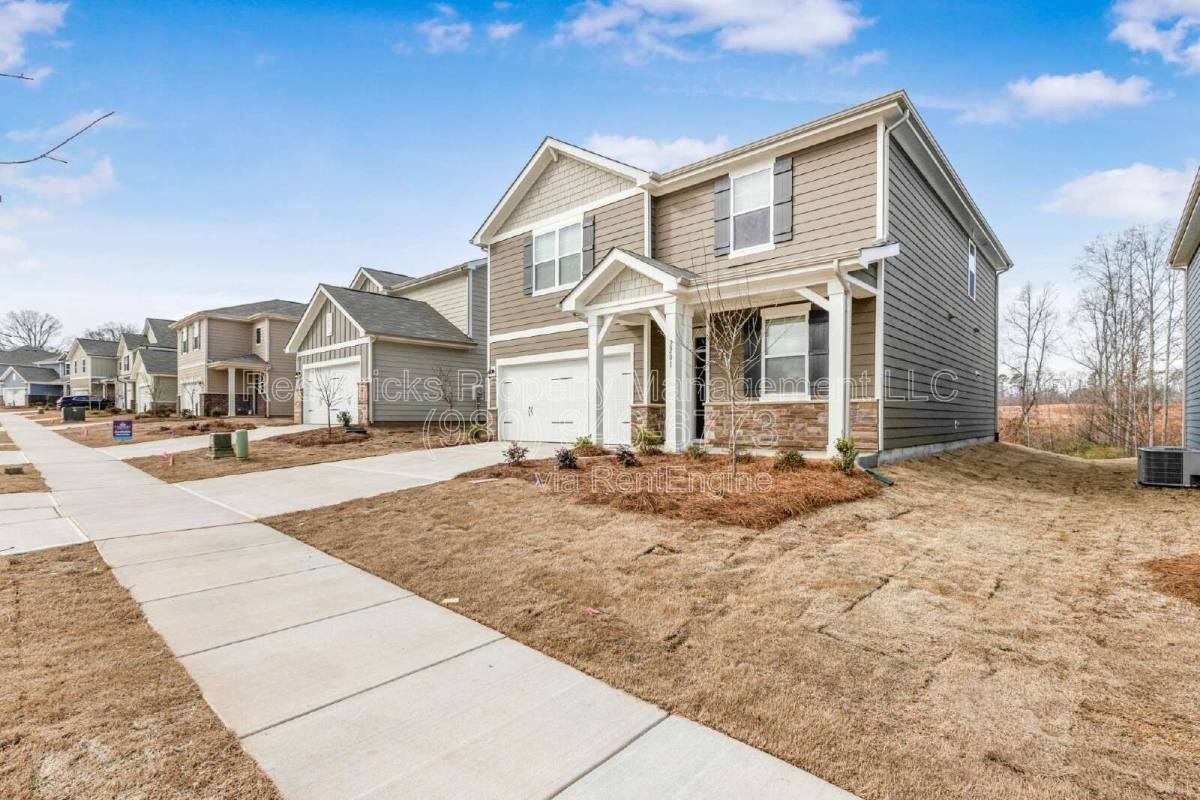 2201 Lavender Meadows Ct - Photo 2 of 10