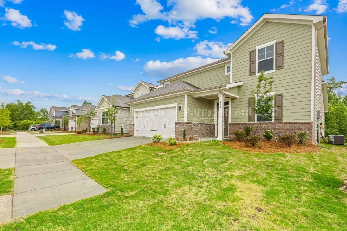 412 Wild Dove Ct - Photo 3 of 10
