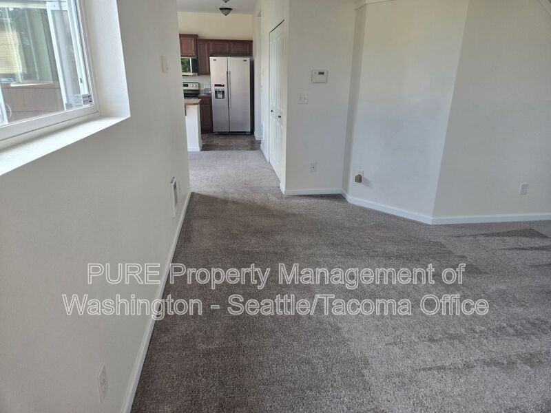 5027 Ne 5th Pl - Photo 6 of 35