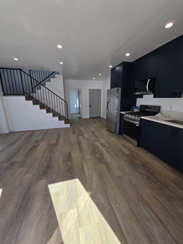 14121 Califa St - Photo 4 of 4