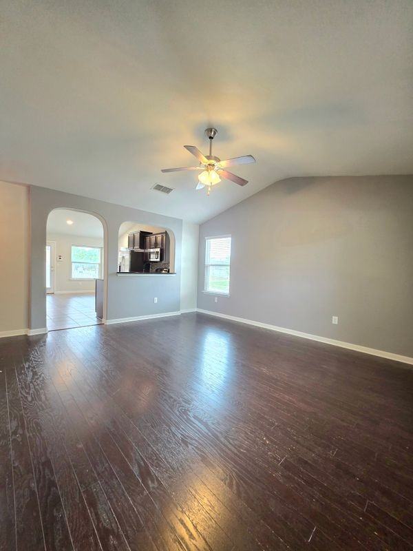 517 Heritage Springs Trl - Photo 4 of 22