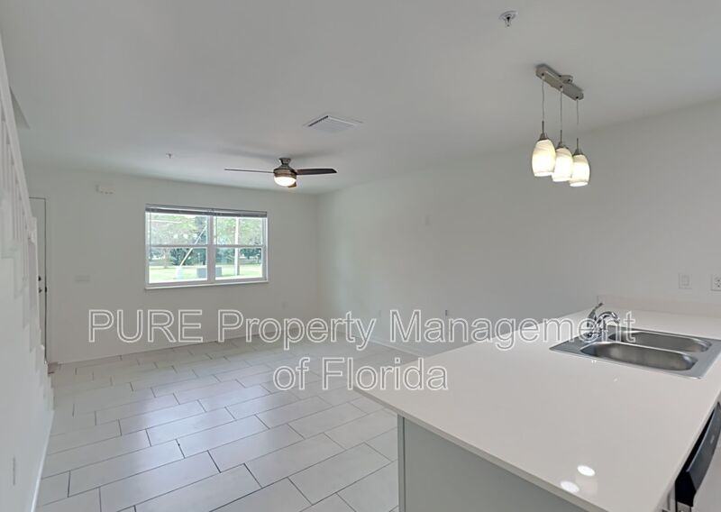 710 Nestreet #101 - Photo 7 of 28