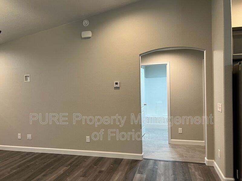 9018 N Mendoza Way - Photo 7 of 50