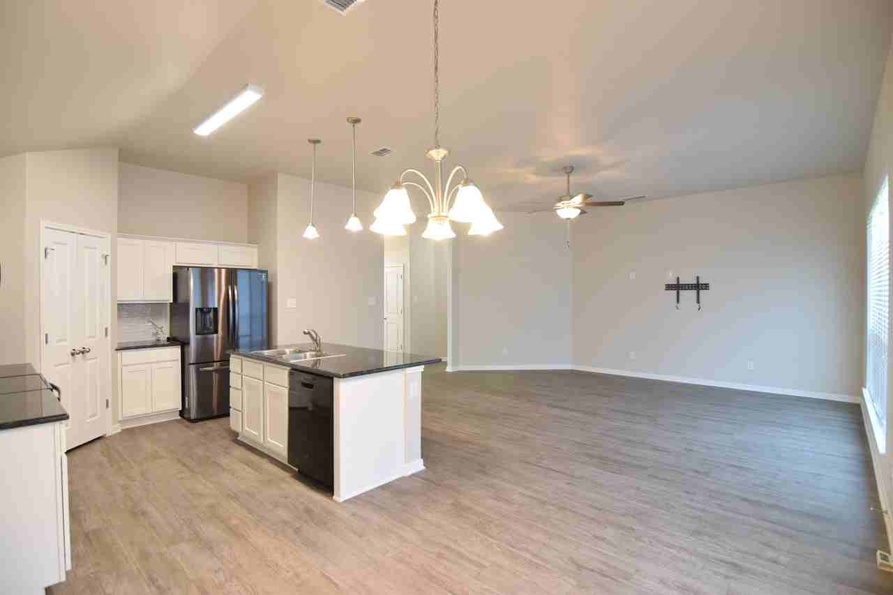 1250 Lakeway Crossing Dr - Photo 7 of 22