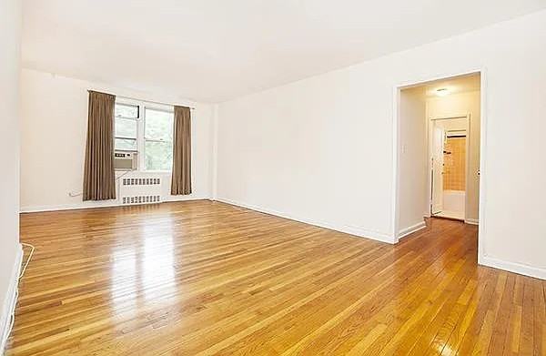 6505 Yellowstone Blvd #4F - Photo 2 of 9