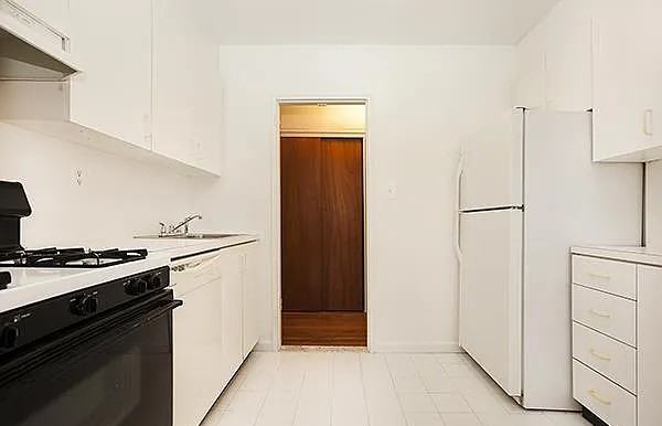 6505 Yellowstone Blvd #4F - Photo 3 of 9