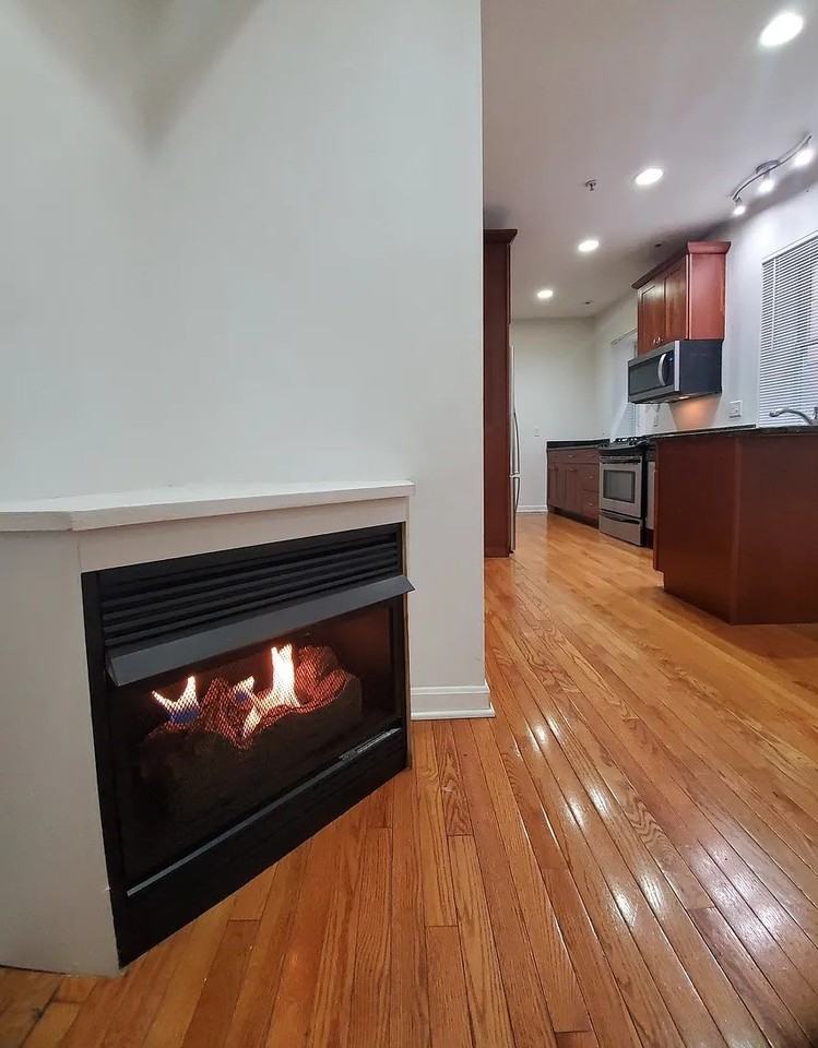 257 Pleasant St #3 - Photo 6 of 9
