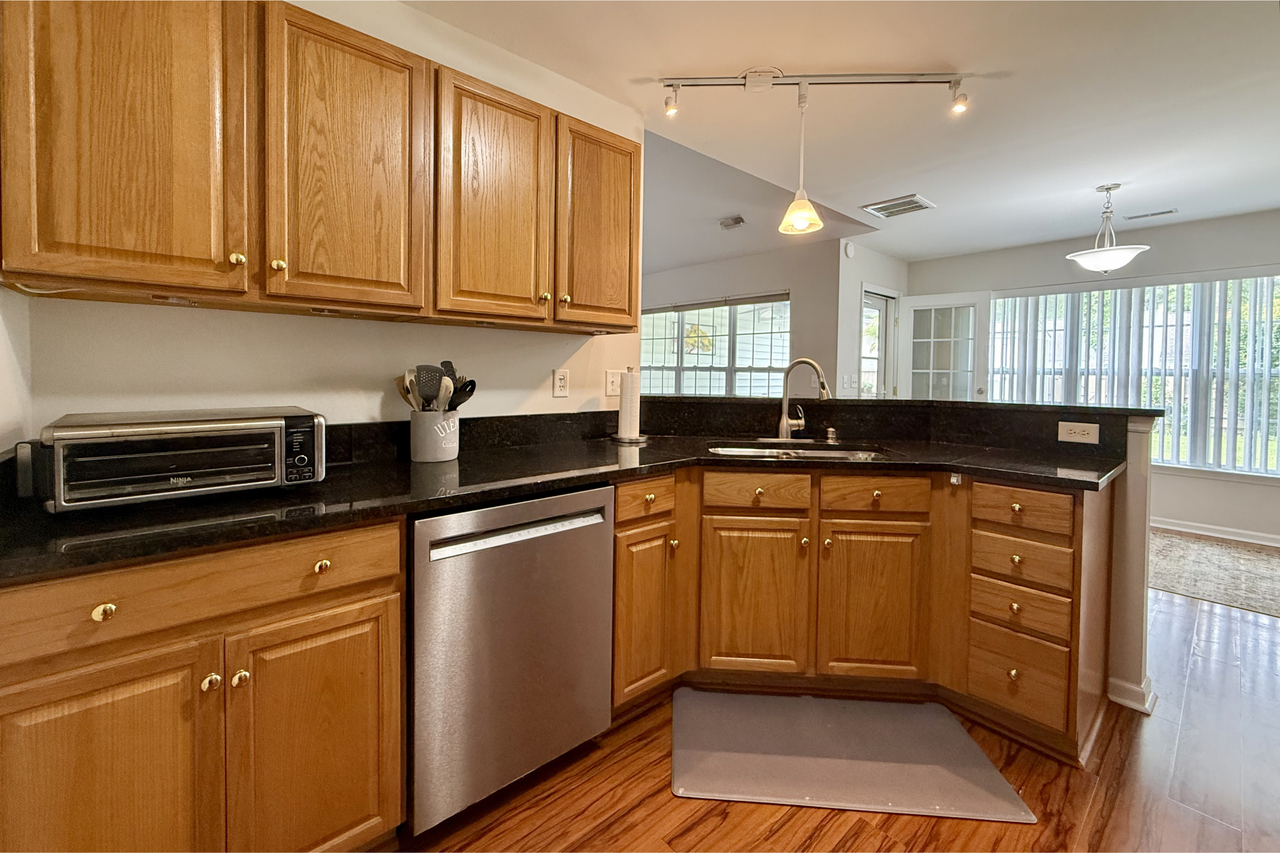 510 Rosings Dr - Photo 6 of 24