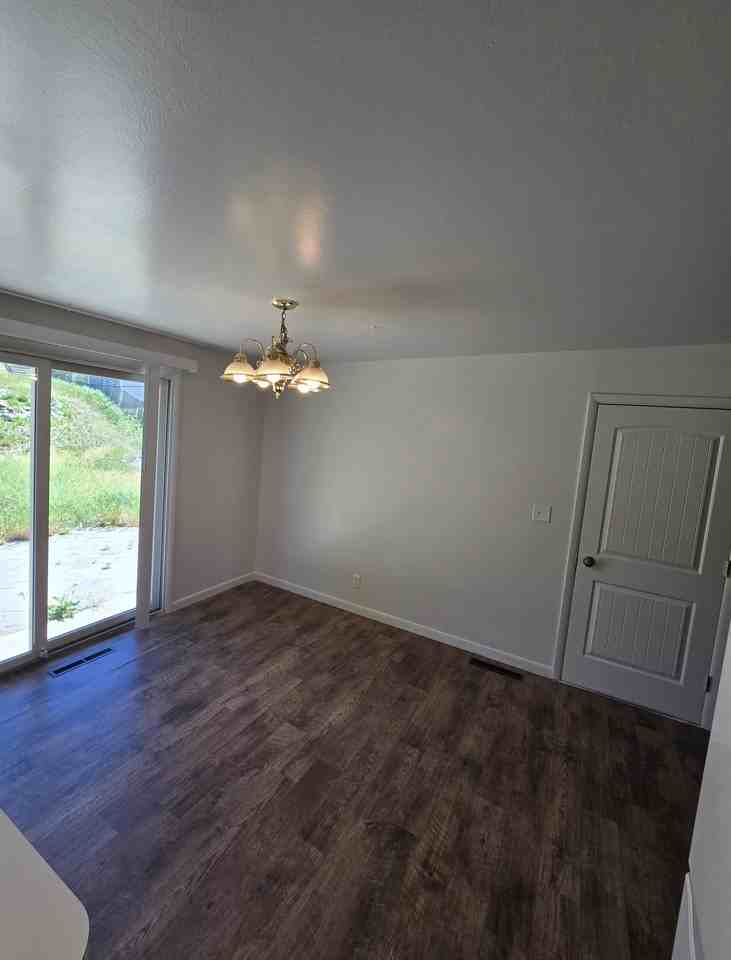 5422 Se - Photo 4 of 14