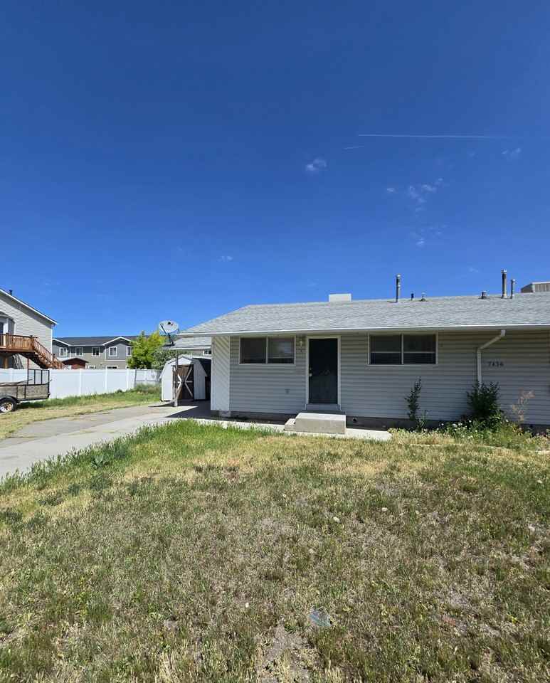 7436 W Mineside Dr - Photo 2 of 7
