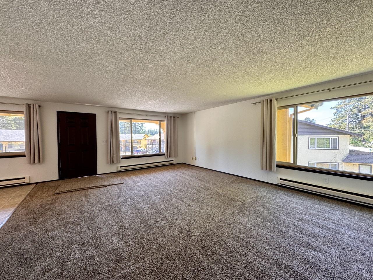 1125 N 13th St - Photo 4 of 15