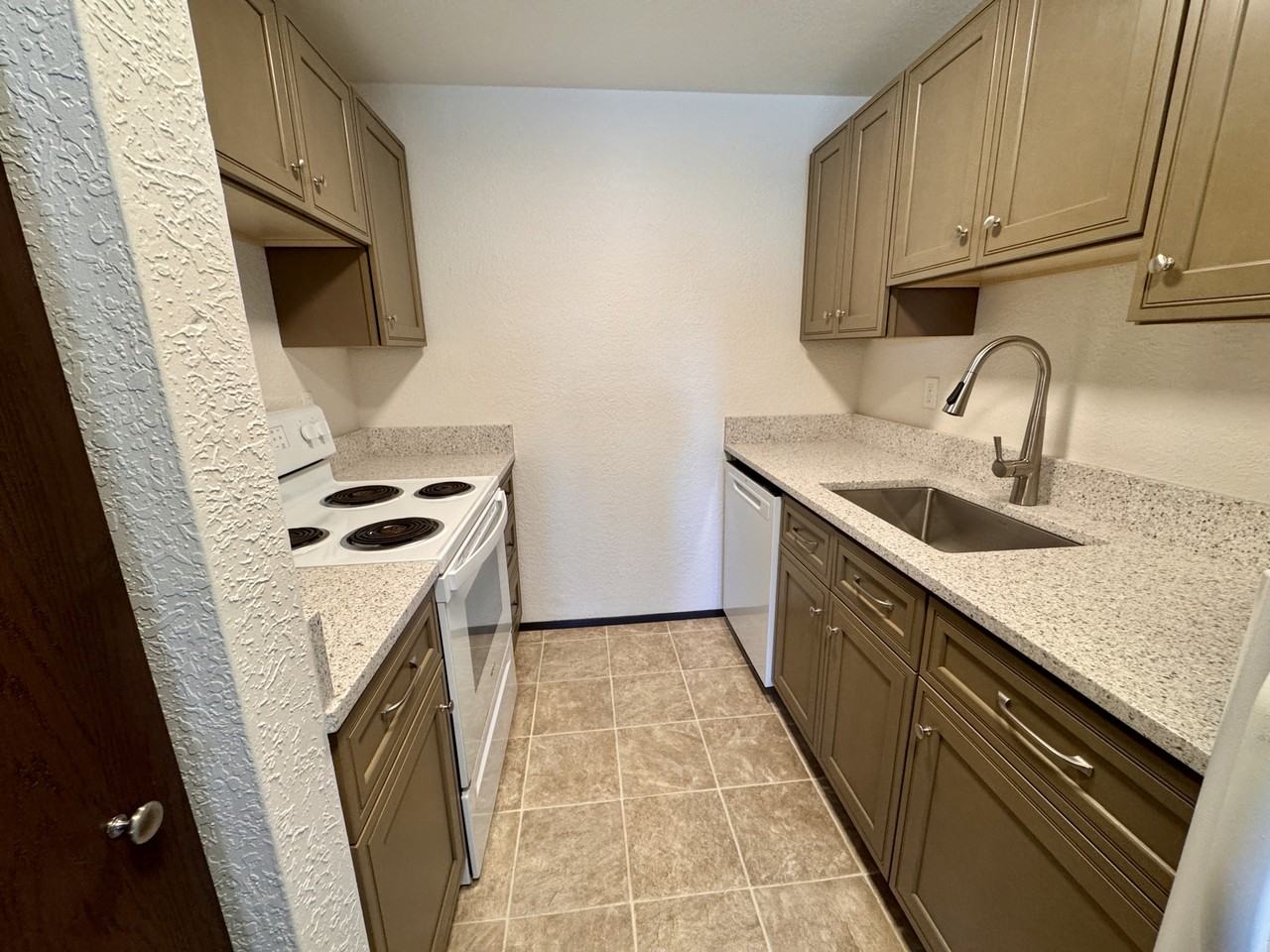 1125 N 13th St - Photo 7 of 15