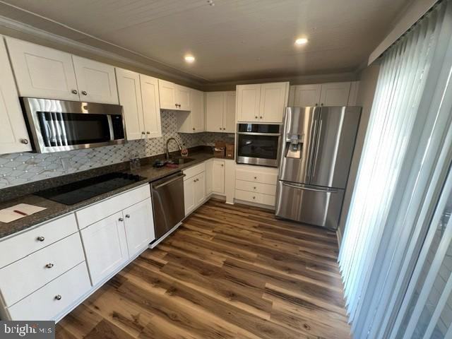 128 Water St - Photo 4 of 9