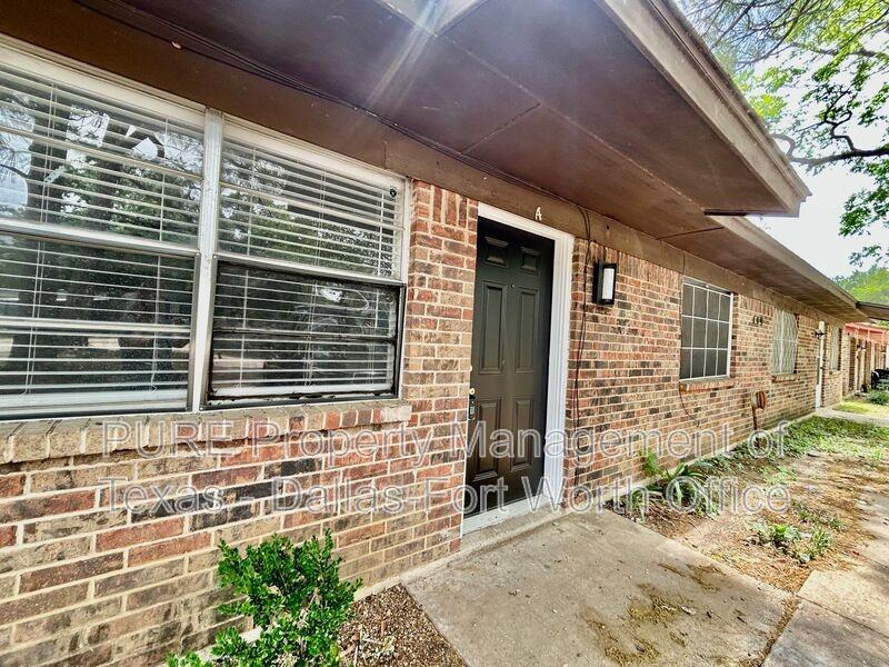 409 Cousins Ln - Photo 2 of 18