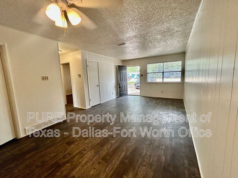 409 Cousins Ln - Photo 5 of 18