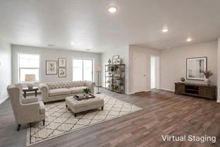 8013 S Namaka Dr - Photo 1 of 1