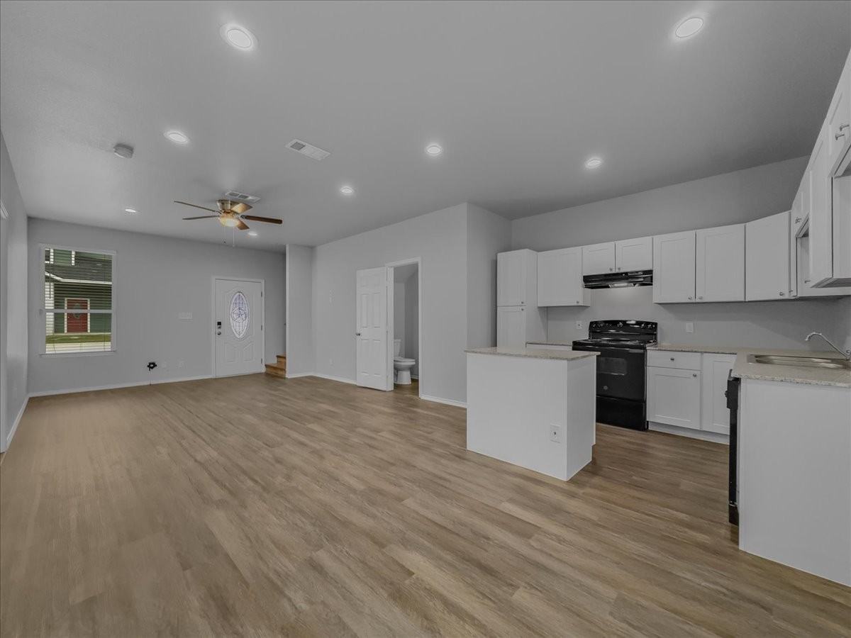 2 Bowling Ln #2 - Photo 2 of 24