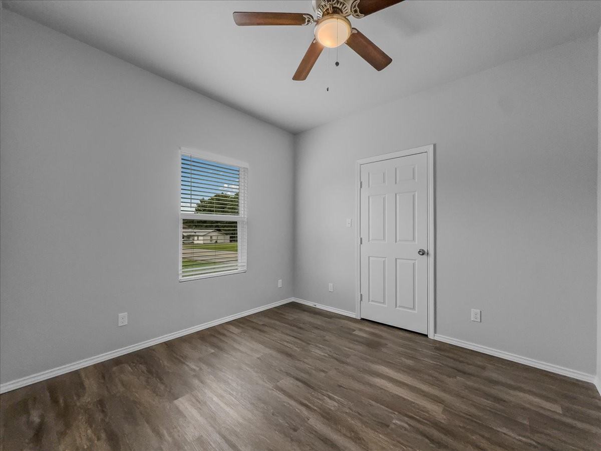 5 Bowling Ln #5 - Photo 3 of 22