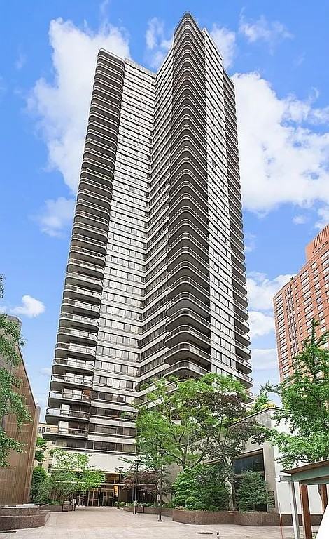 167 E 61st St - Photo 7 of 9