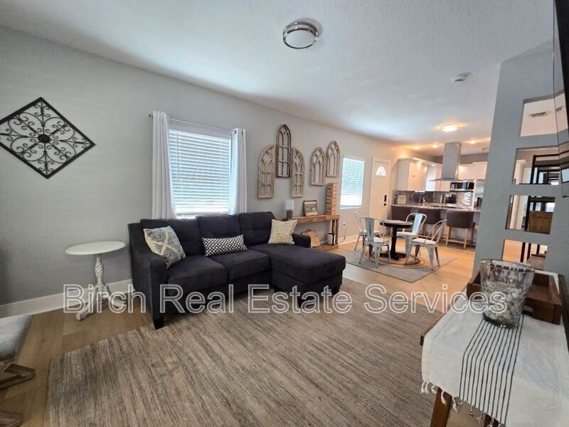 1202 E Caracas St - Photo 3 of 30