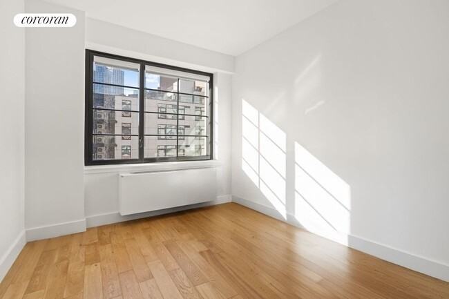 6 Birchwood Ct #4G - Photo 3 of 6