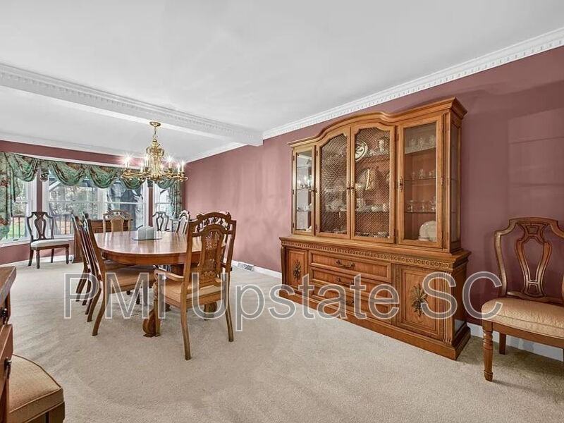 7 Tara Ave - Photo 5 of 22