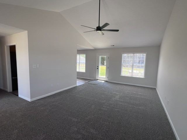 216 Wexford Dr - Photo 4 of 14