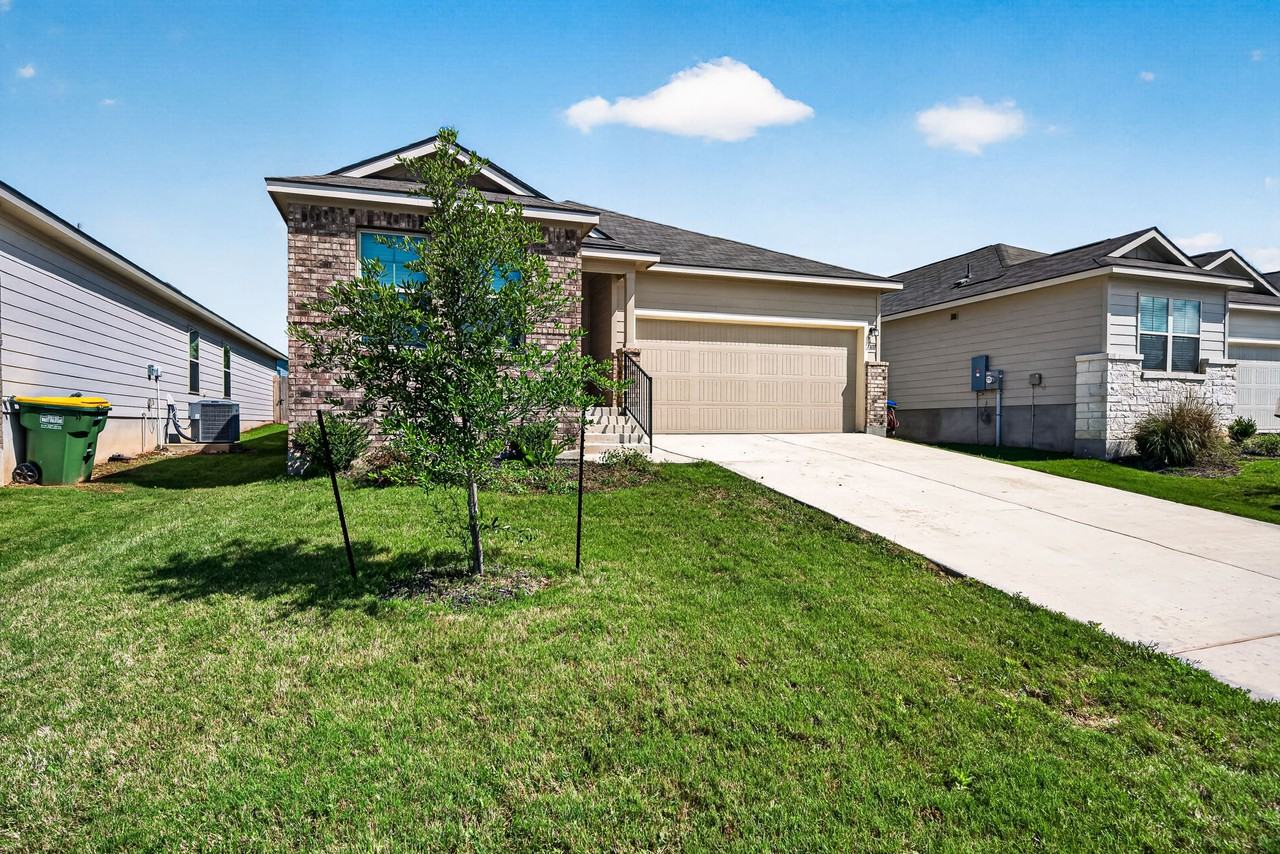 13111 Bay Point Way - Photo 2 of 26