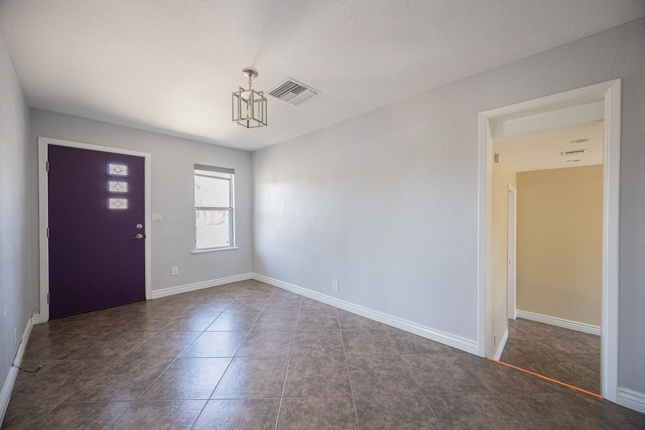 2301 N 11th St - Photo 6 of 31