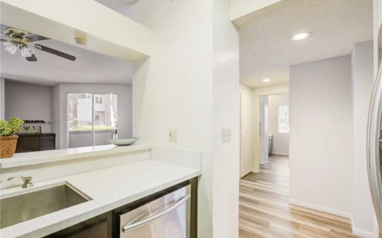 1441 Brett Pl #125 - Photo 6 of 15