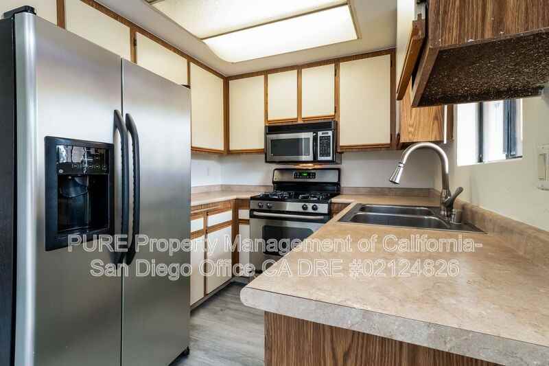 3888 San Ramon Dr #20 - Photo 3 of 15
