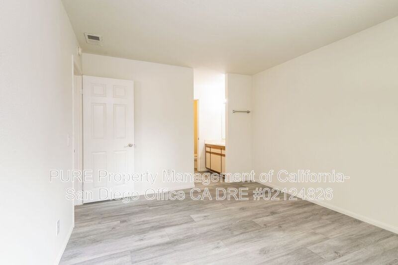 3888 San Ramon Dr #20 - Photo 6 of 15