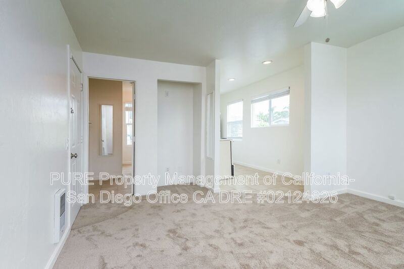 1611 30th St #4 - Photo 3 of 22