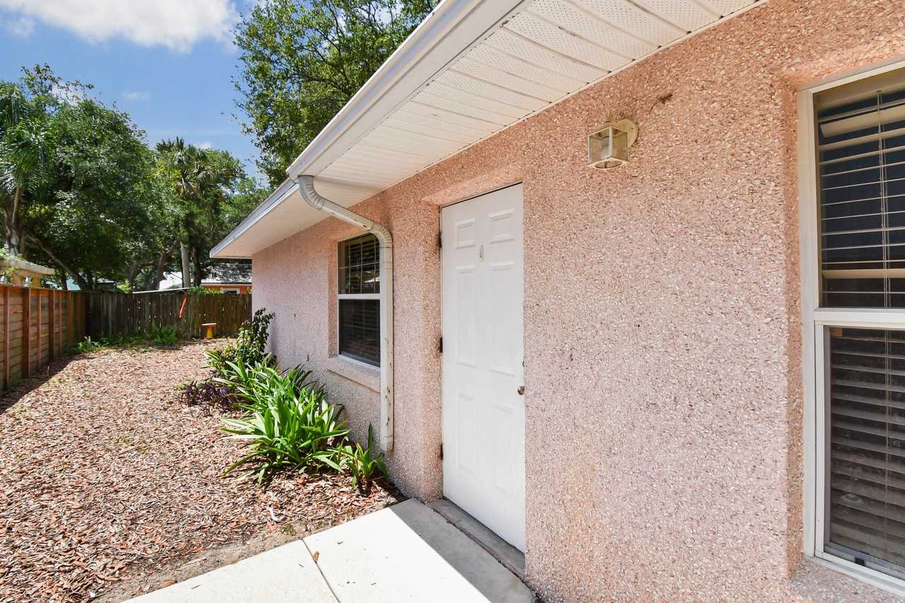 409 D St #NA - Photo 4 of 28