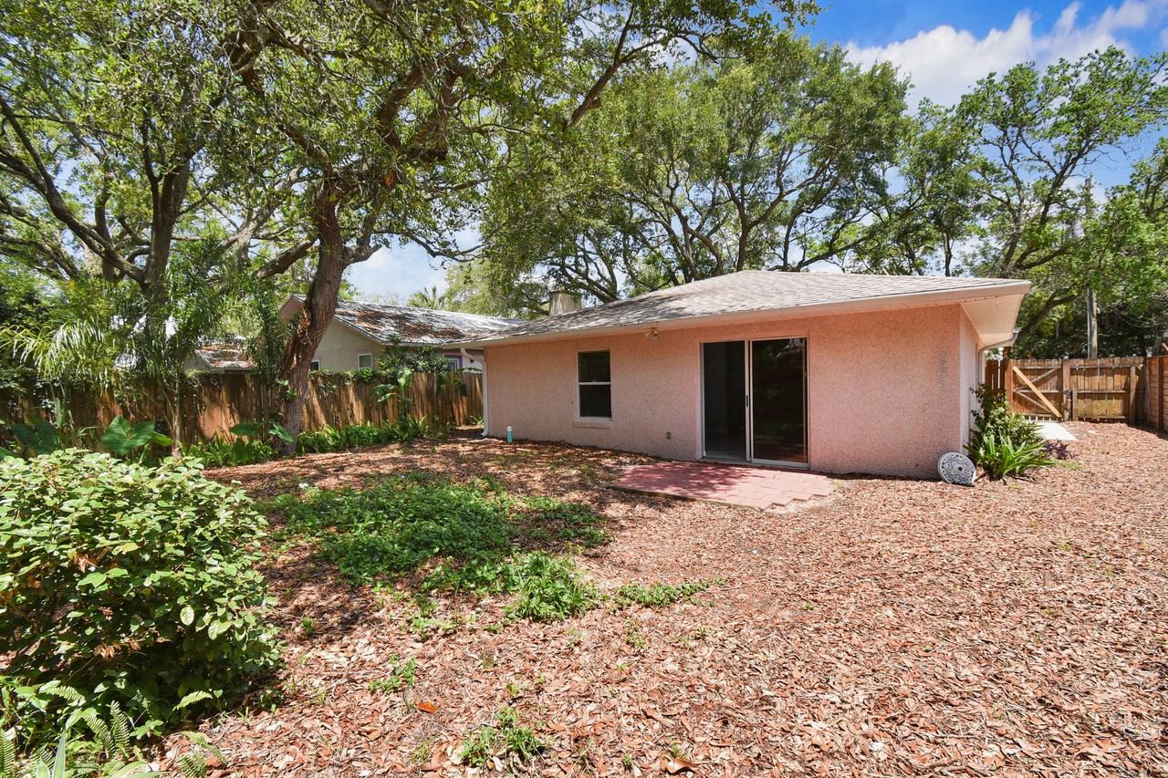 409 D St #NA - Photo 7 of 28